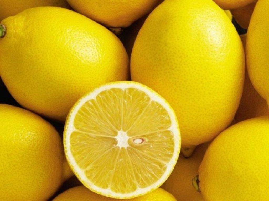 Горячие лимоны польза. Огромный лимон. Лимон в кулинарии. Чем полезен лимон. Польза лимона.