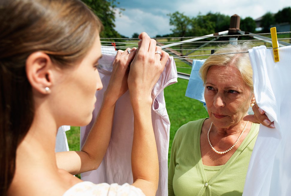 «не хочу с ней общаться»! как выдворить свекровь из своей жизни раз и навсегда