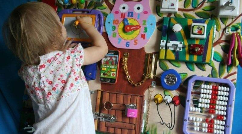 Лучшие развивающие игрушки для детей разного возраста на 2023 год., достоинства и недостатки.