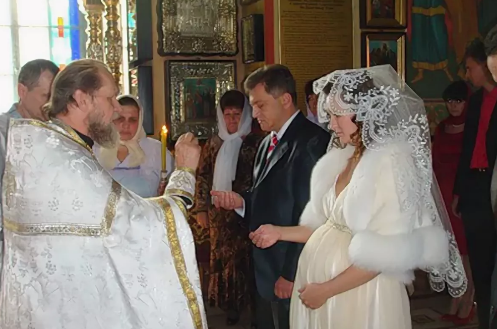Венчание в православной церкви: общие правила и интересные приметы