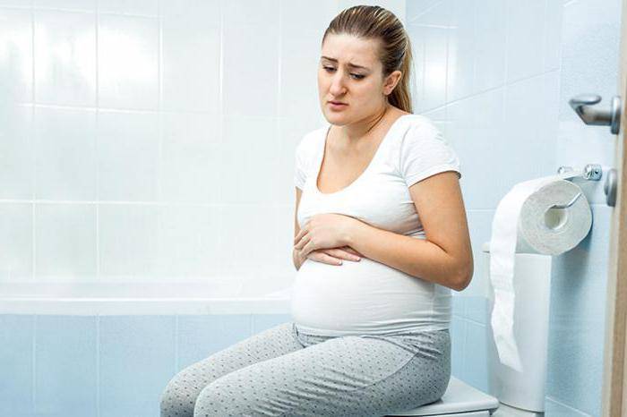 Понос при беременности, опасен ли он?