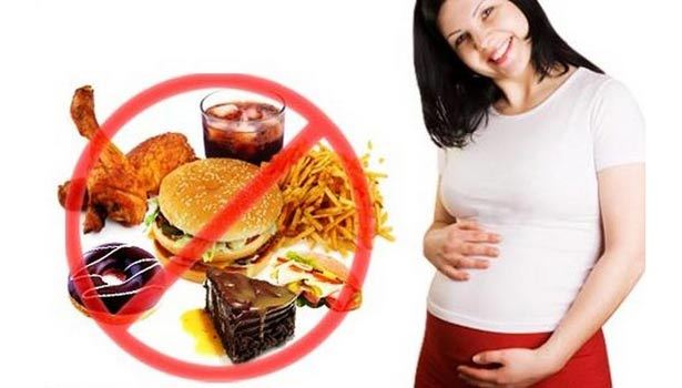 11 продуктов, которых следует избегать при беременности | питание и наука