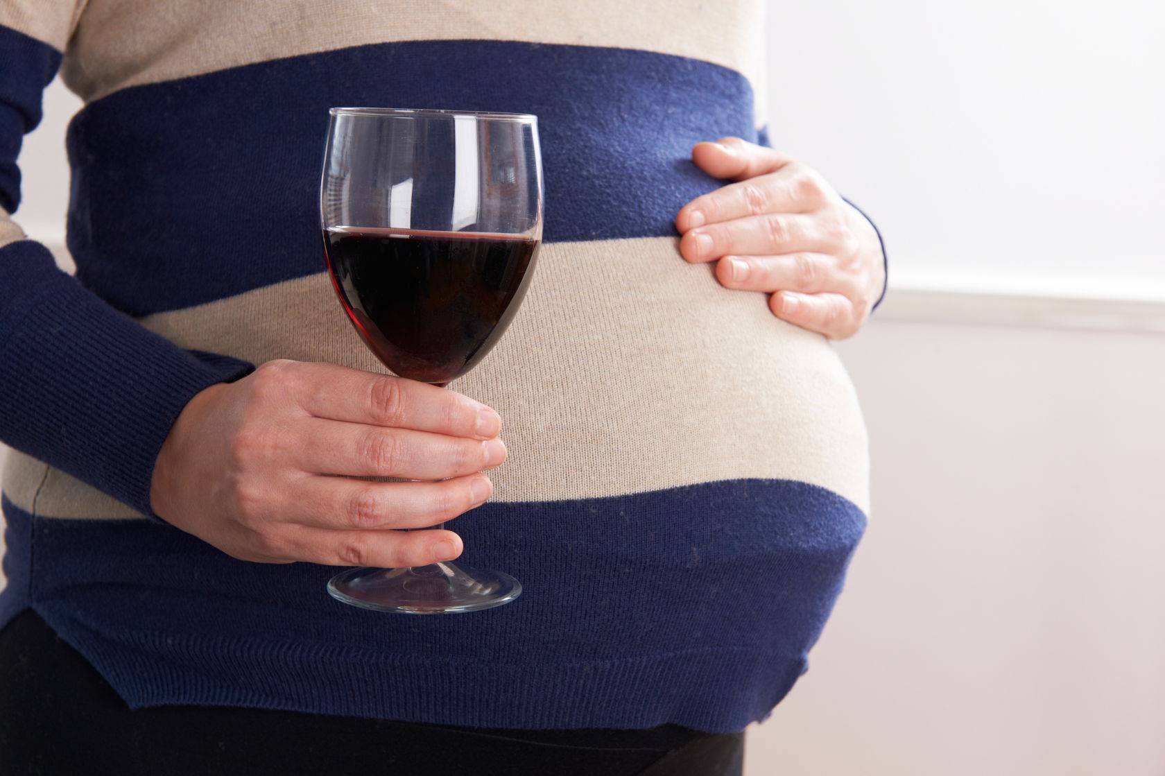 Алкоголь при беременности – здоровье будущего малыша в опасности