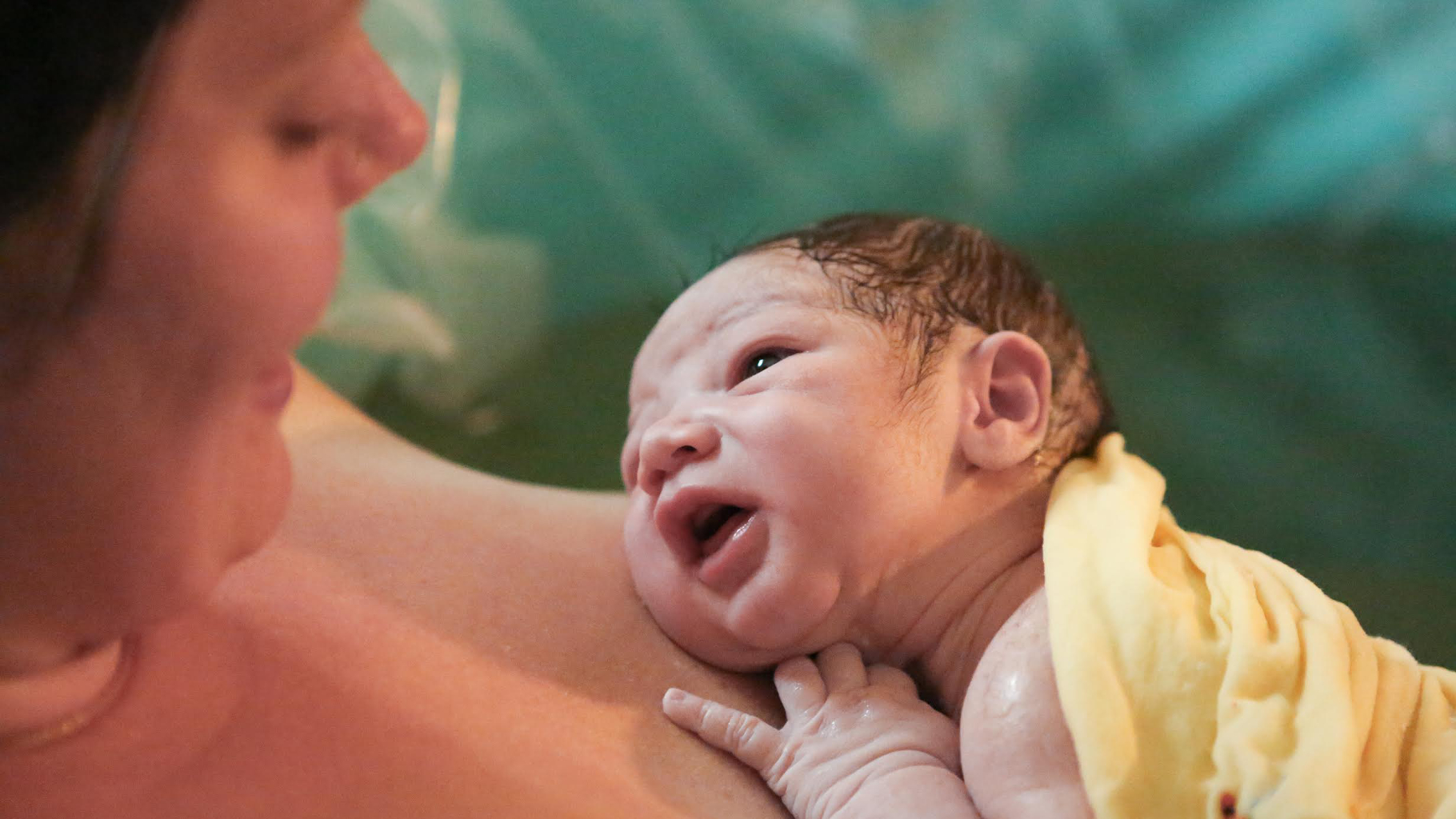 Ребенок первые дни после родов. Ребенок сразу после рождения.