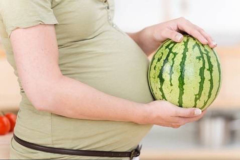 Можно ли арбуз при беременности? все о пользе и вреде арбуза для будущих мам :: syl.ru
