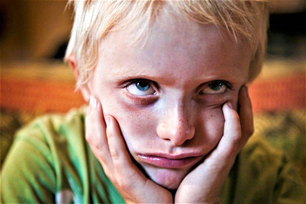 Детские страхи: причины, симптомы, признаки, стадии, последствия, лечение | rehab family