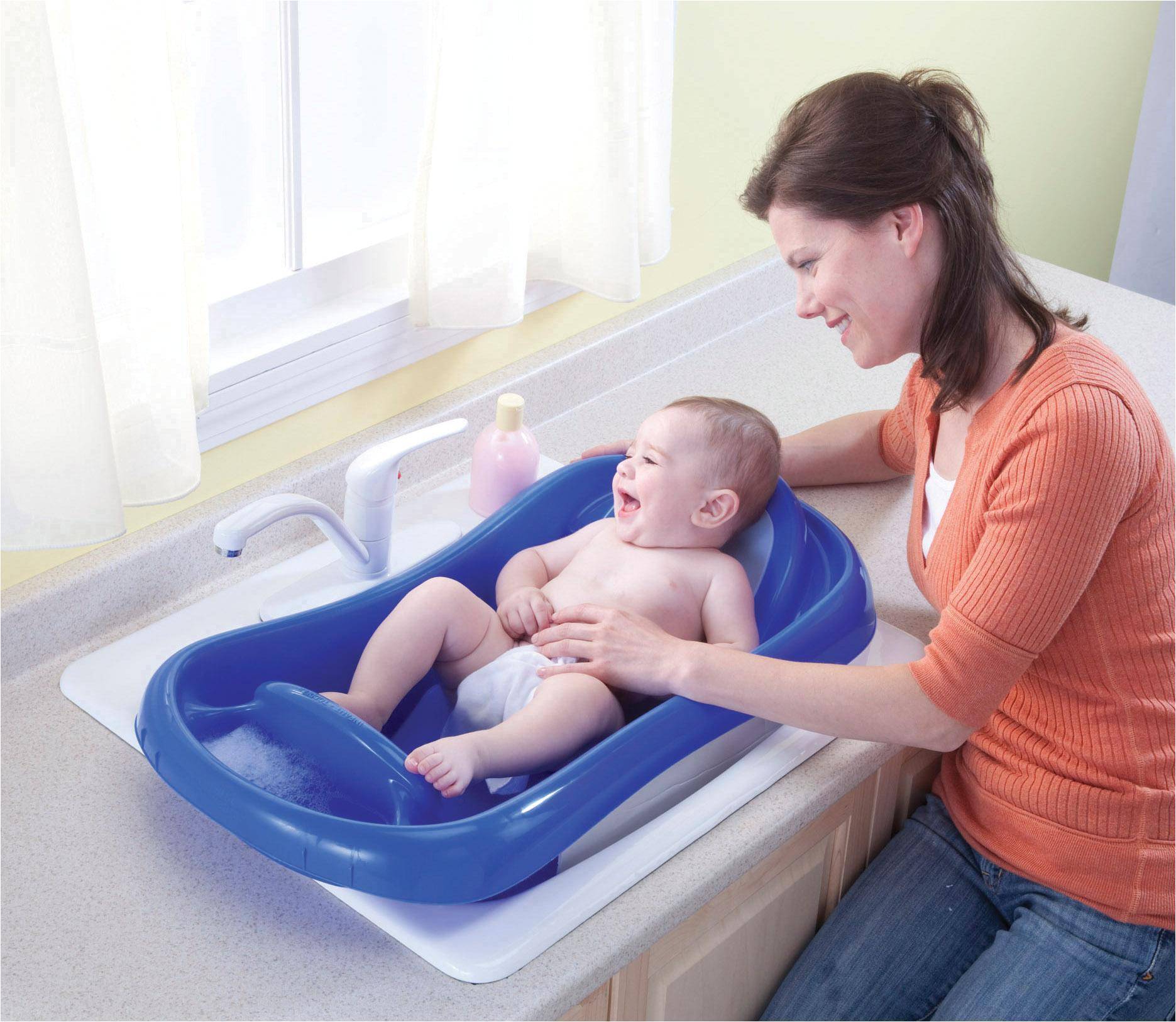 Советы по купанию и уходу за новорожденным ребенком | johnson’s®