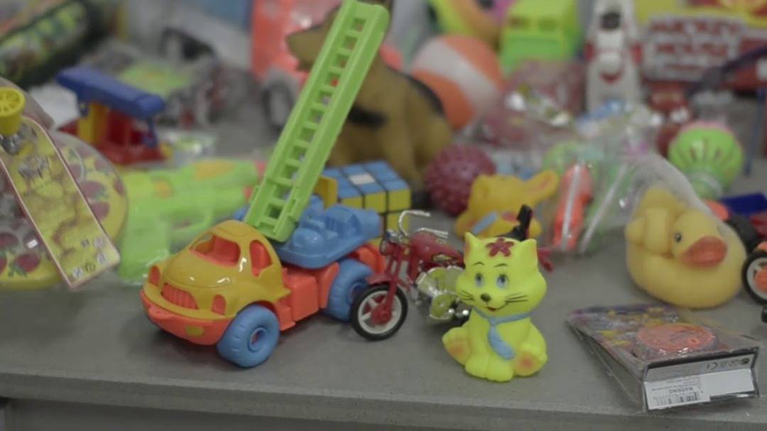 Топ-13 игрушек, которые могут быть опасны для здоровья малышей