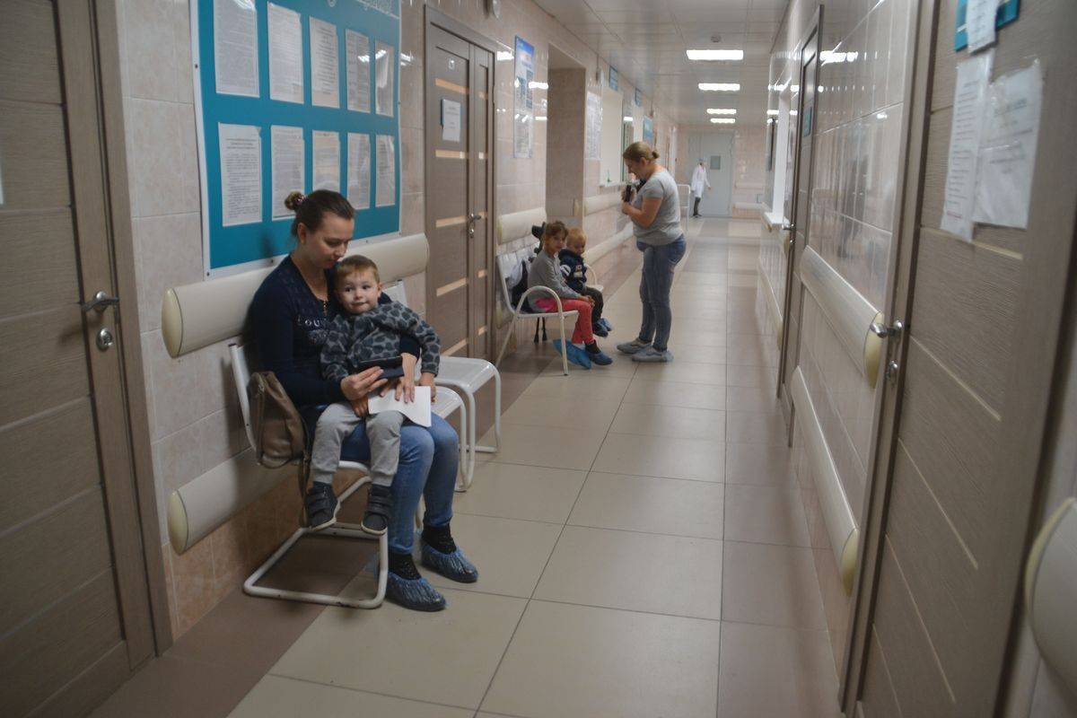 Чем заняться с детьми, пока они болеют дома и в больнице — 20 идей