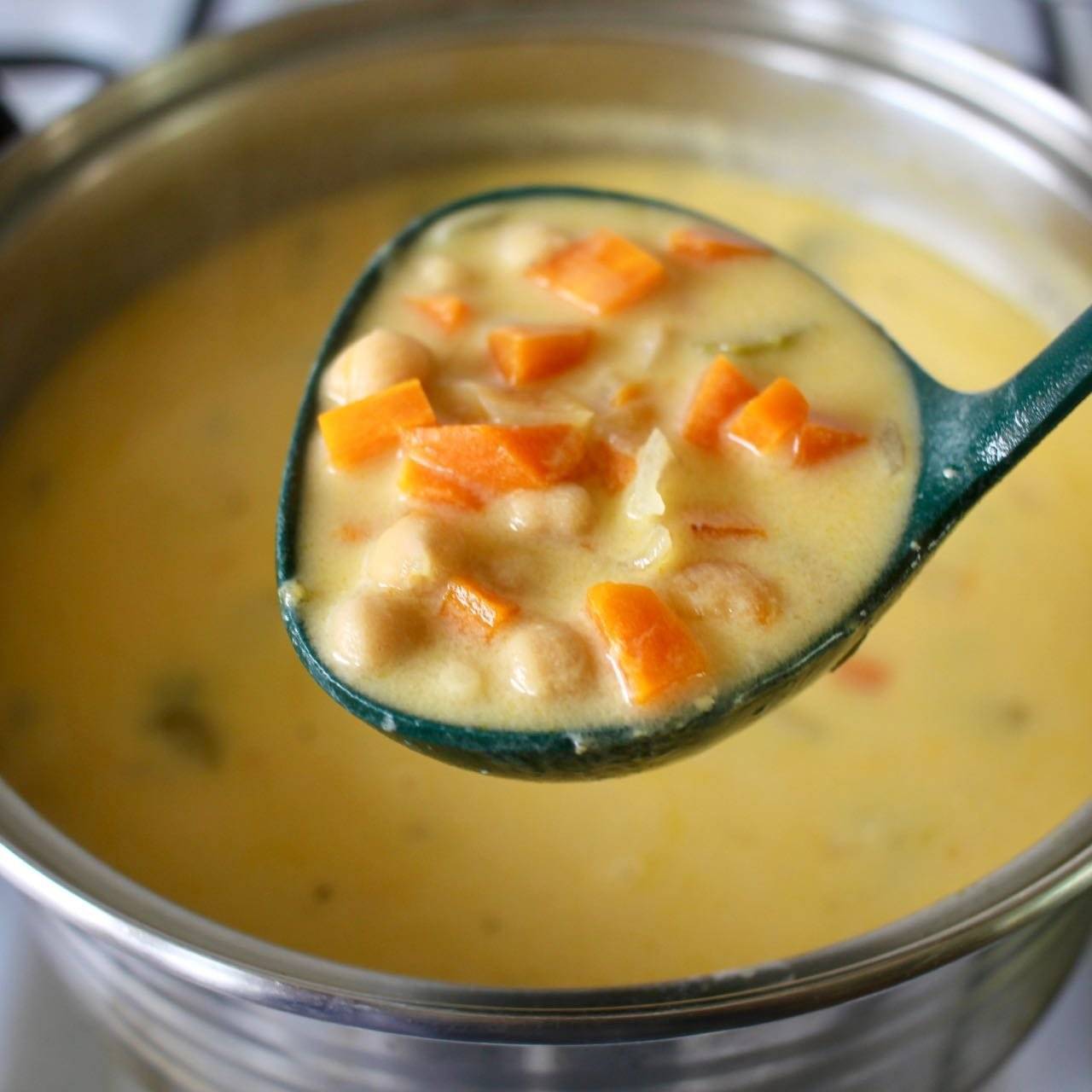 Рецепт самого вкусного супа пюре. Для супа. Диетические блюда супы. Овощной суп для похудения. Овощной низкокалорийный суп.