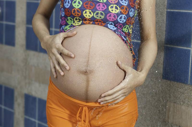 Ощущения в животе на ранних сроках беременности (до задержки и при задержке)