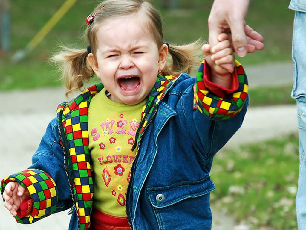Ребенок не хочет идти в детский сад: 5 главных ошибок родителей