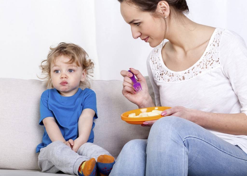 Ребенок медленно ест! 4 совета психологов, консультации