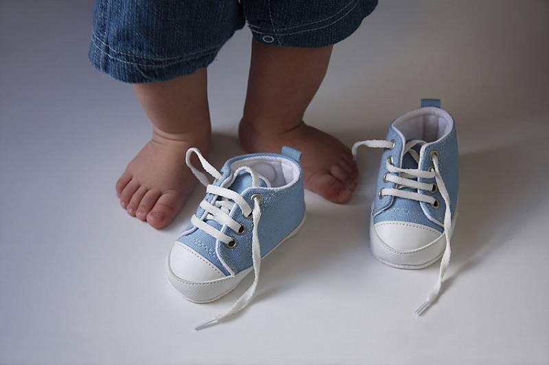 Как выбрать ребенку обувь? основные моменты. таблицы размеров обуви для детей.