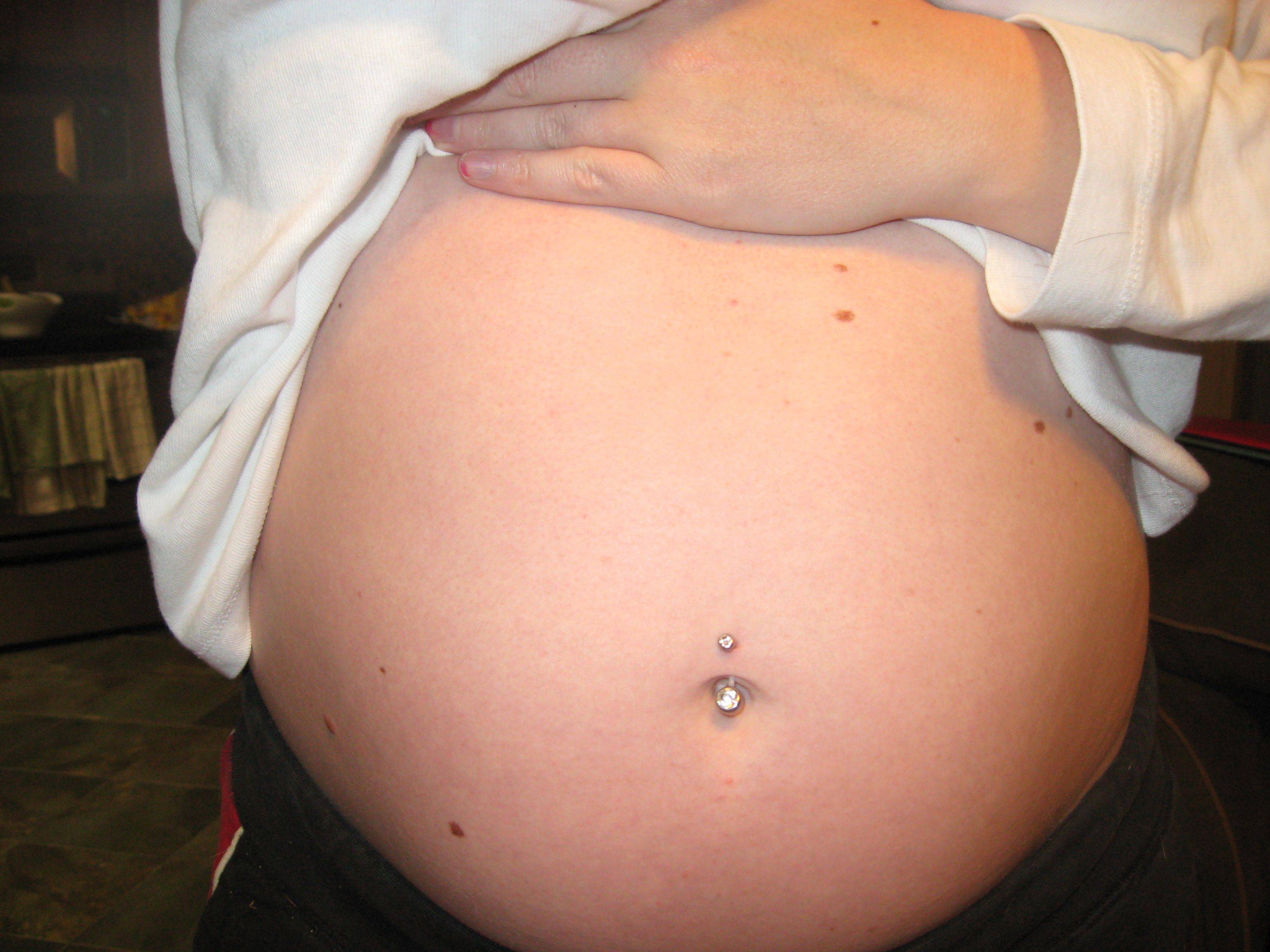 Можно ли проводить лазерную эпиляцию при беременности?