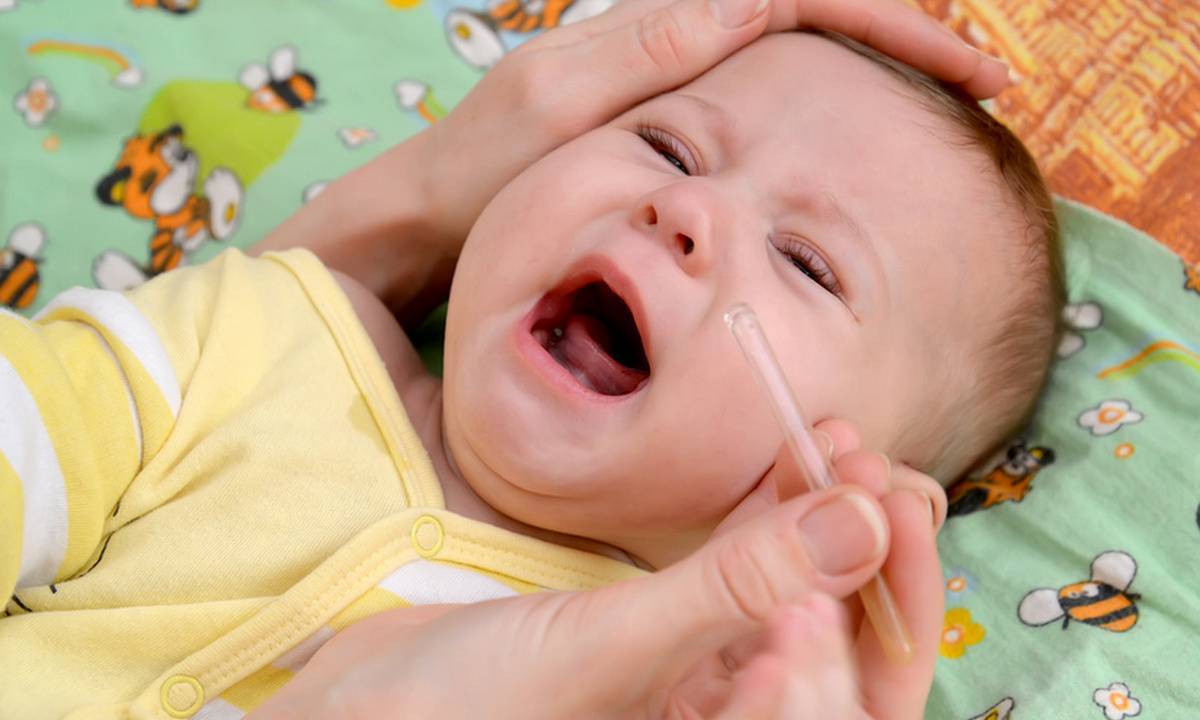 Заложен нос 1 год. Насморк у ребенка. Насморк у годовалого ребенка. Для насморка для детей новорожденных.