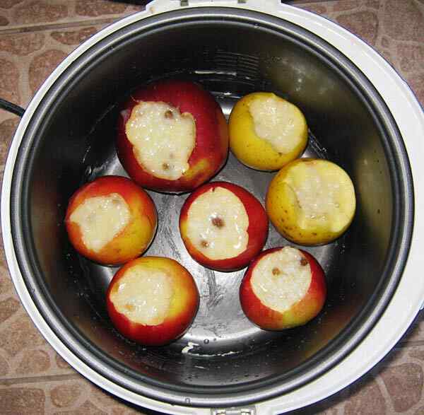 Как запечь яблоки в мультиварке: 10 рецептов, советы