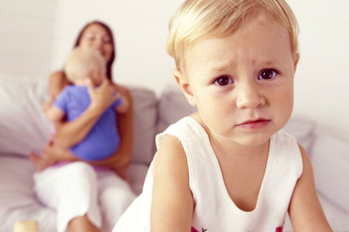 Беременность мальчиком и девочкой: отличия на ранних сроках, симптомы
