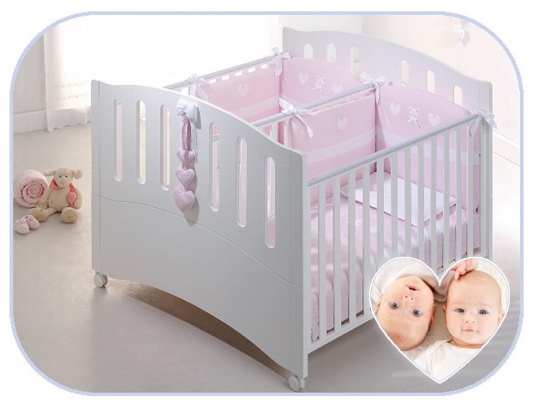 Кроватки для новорожденных двойняшек: критерии выбора