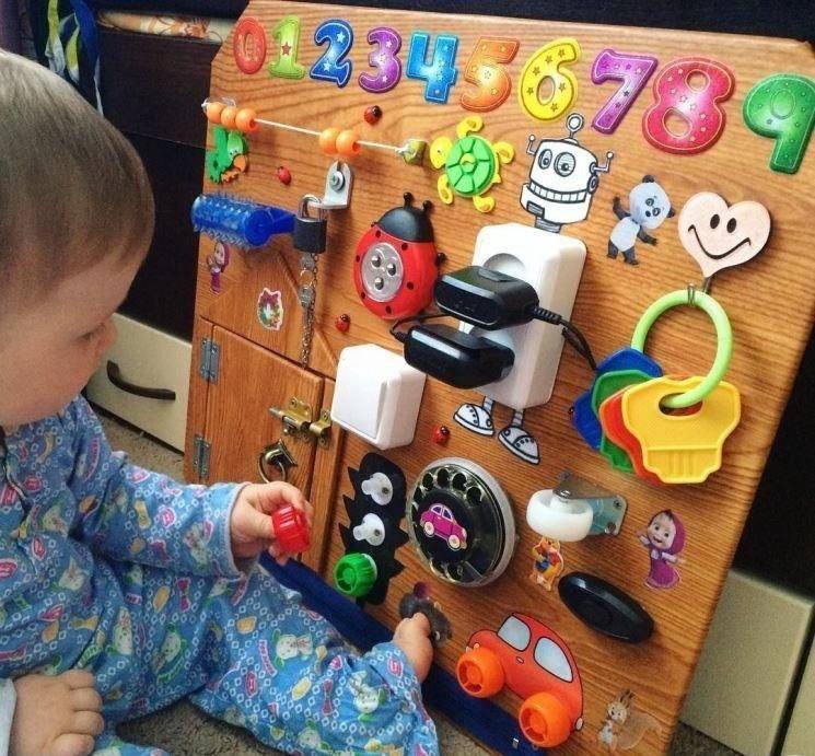Какие игрушки нужны ребенку в 1 и 2 года