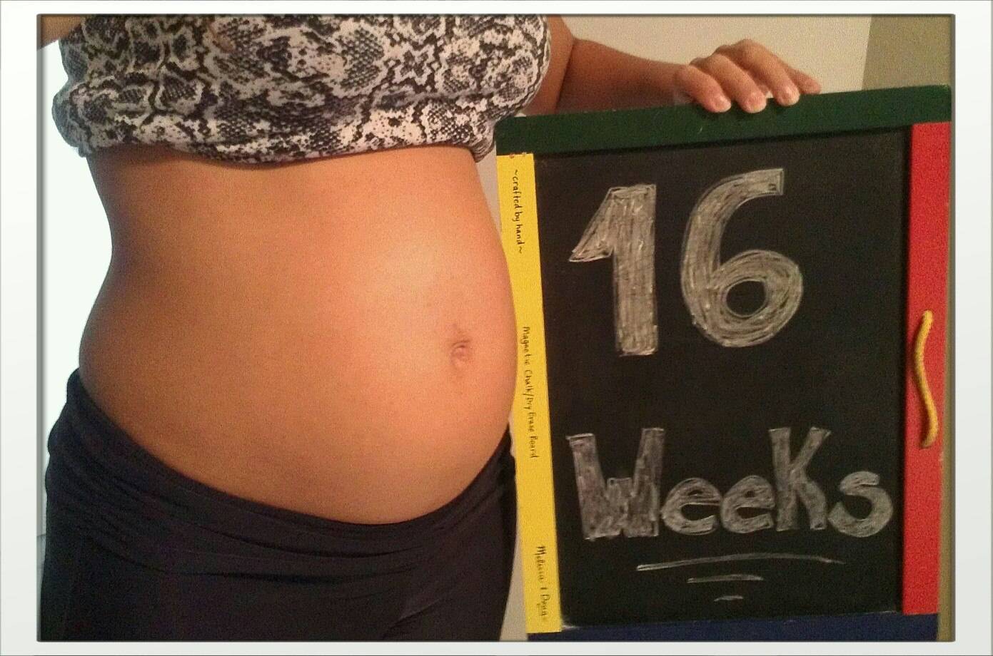 Тянет низ живота 16 недель беременности. Животик на 16 неделе. Живот беременной в 16 недель. Живот на 16 неделе беременности двойней.