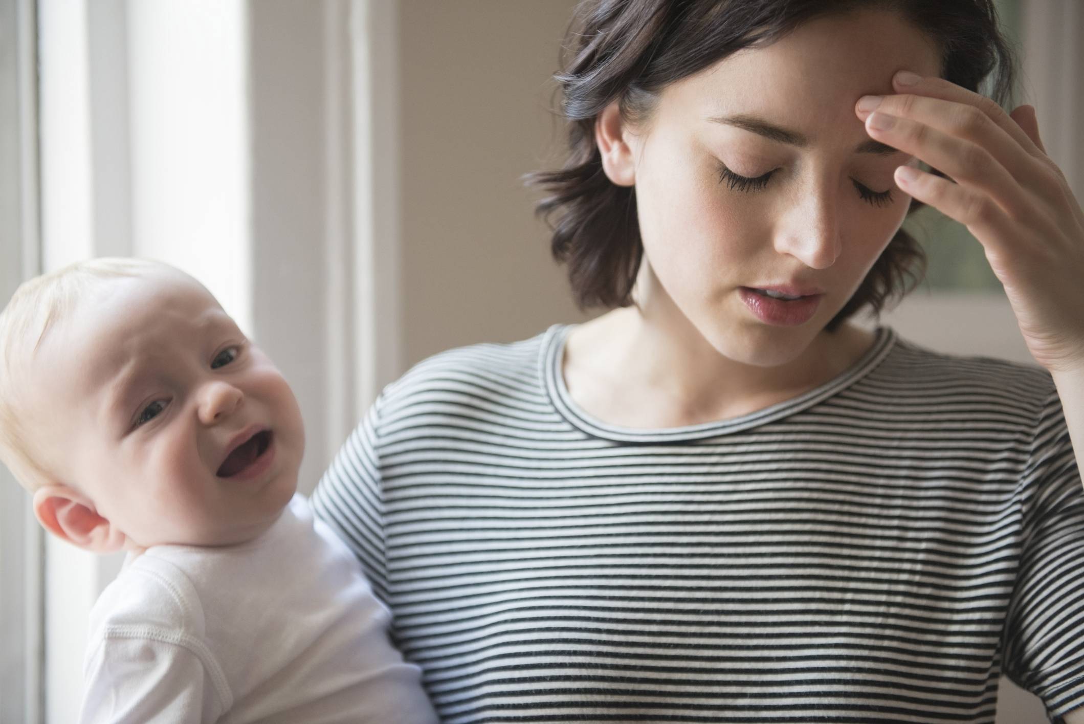 Почему детский плач так изводит родителей, и что с этим делать? - статьи