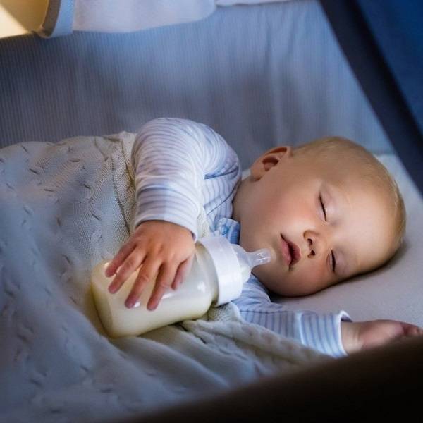 Как отучить ребенка есть снег: 8 действенных советов