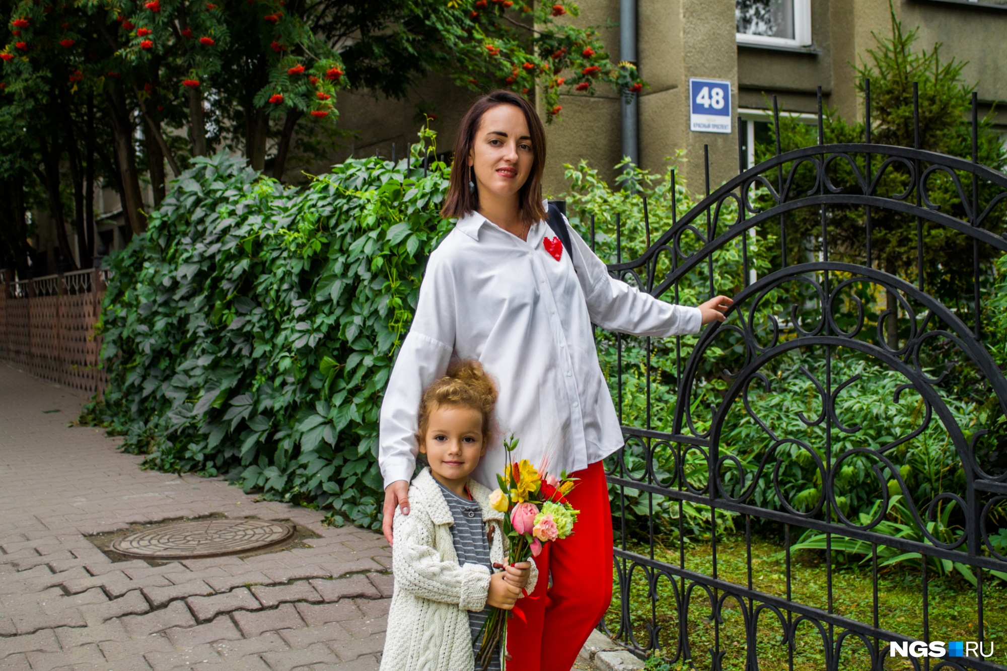 Как одеться на 1 сентября: стильные образы для родителей